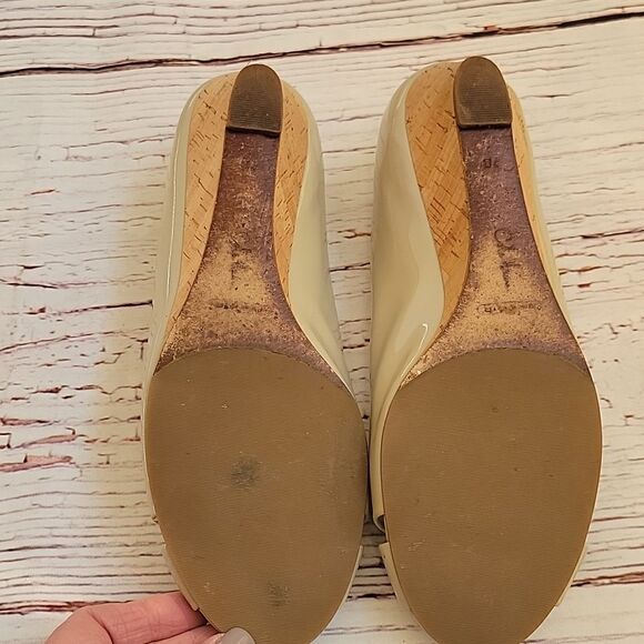 Cole Haan Taupe Patent Peep Toe Wedges Size 7 - Picture 6 of 8